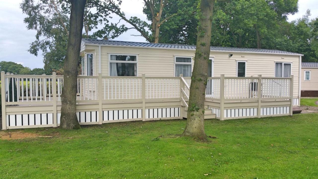 White Rose Caravan At Goosewood Holiday Park York Sutton on the Forest ภายนอก รูปภาพ